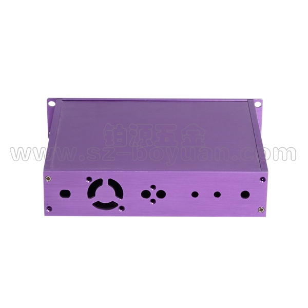 鋁機(jī)箱散熱孔位越多？散熱效果就越好嗎？